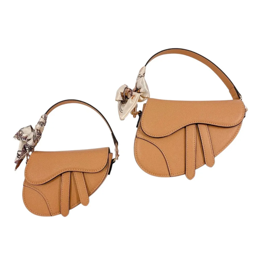 Big Saddle Purse with Scarf