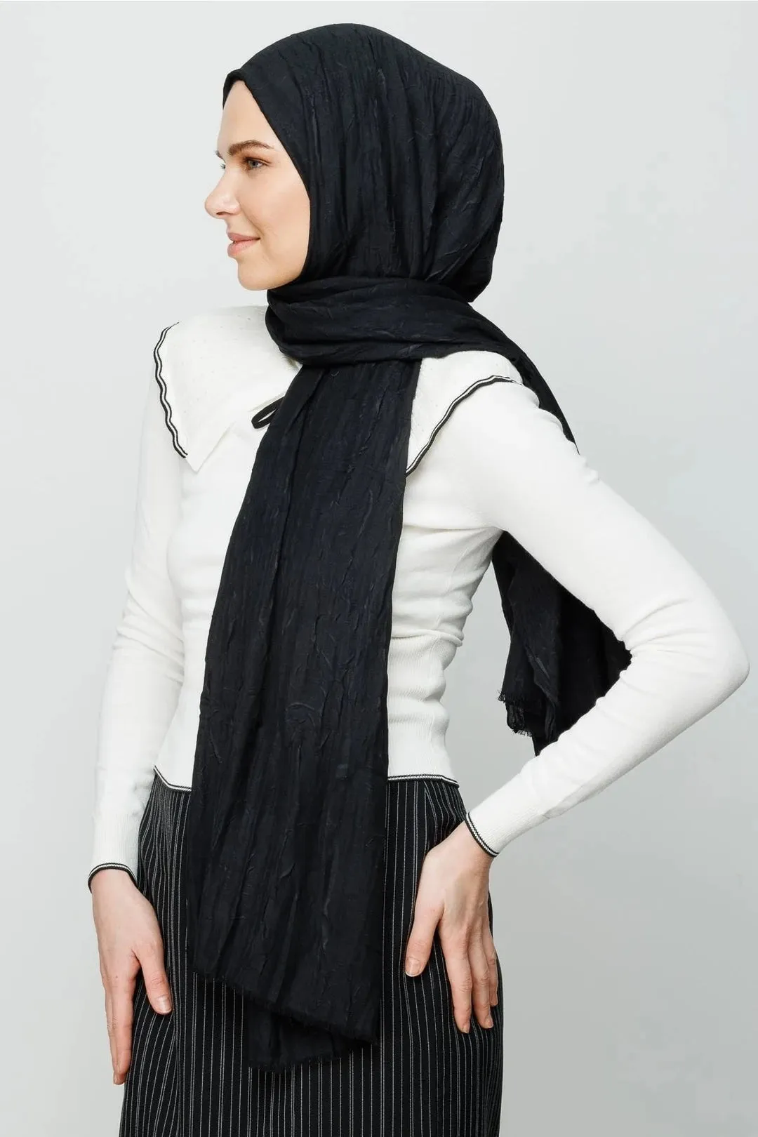 Black Bamboo Hijab