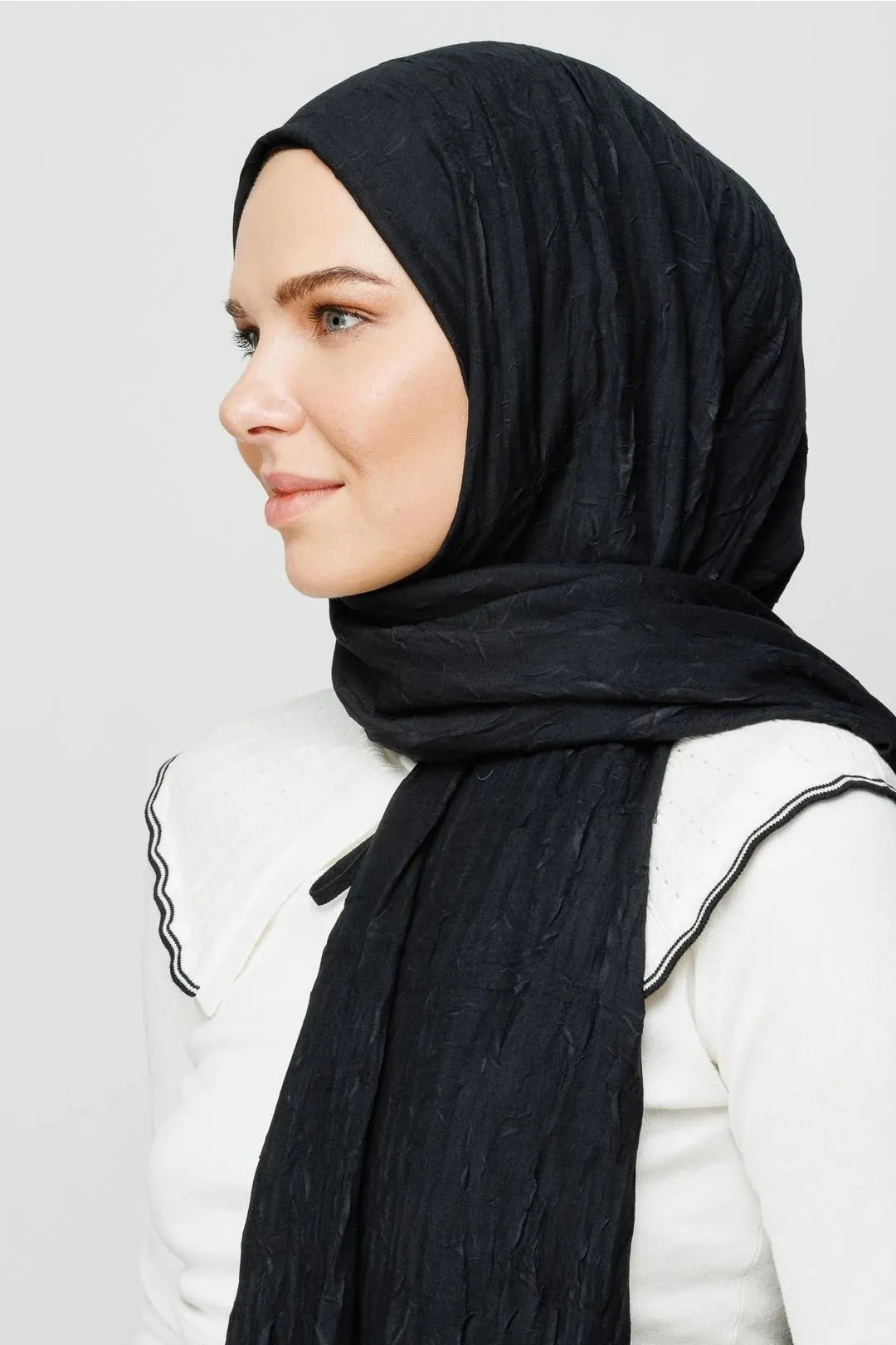 Black Bamboo Hijab