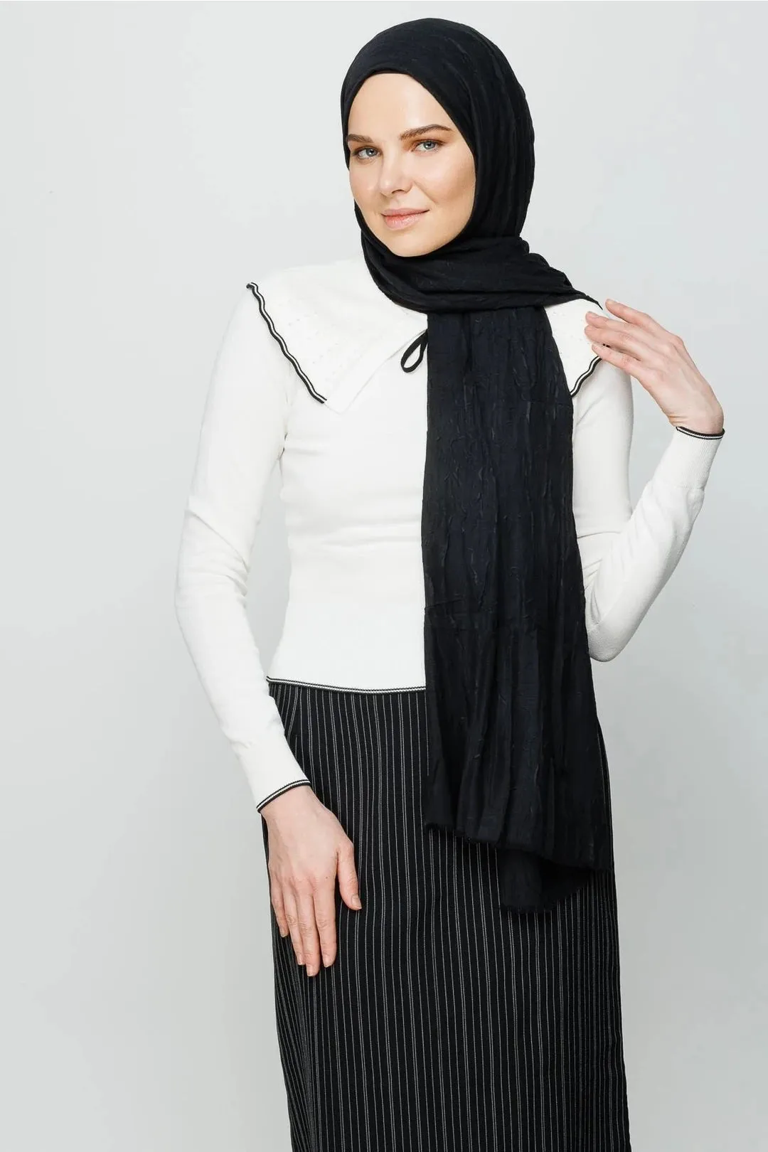Black Bamboo Hijab