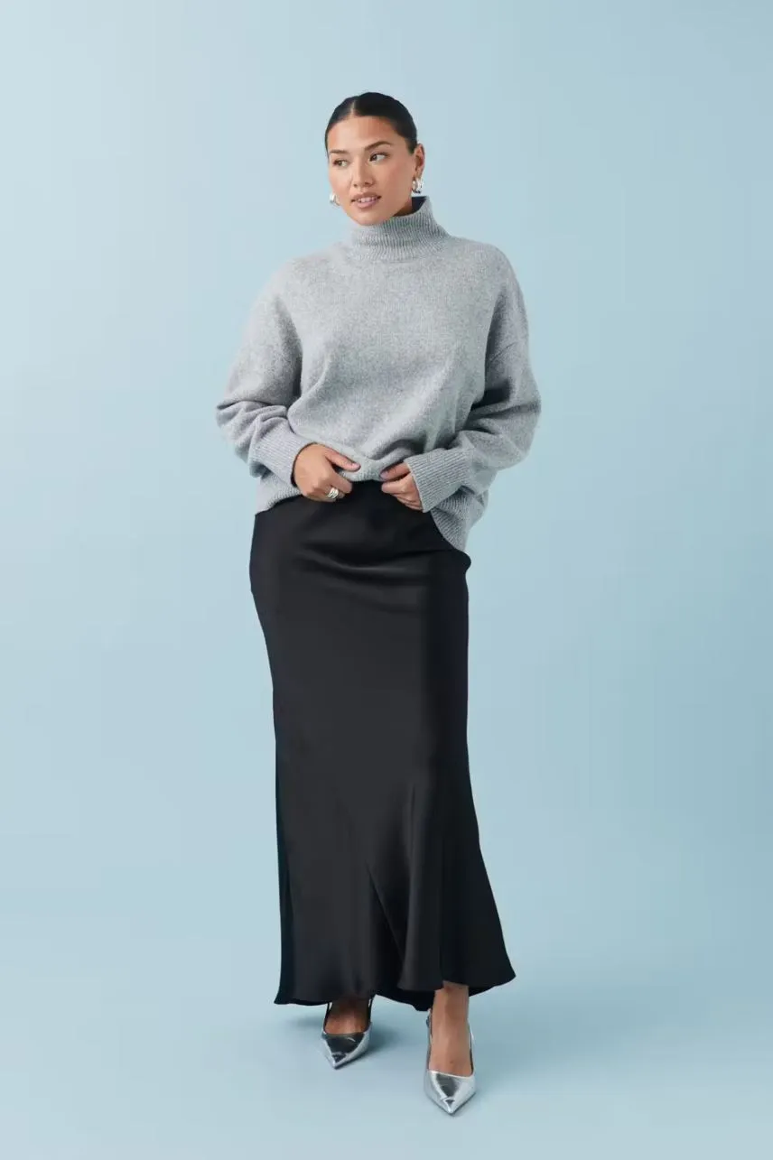 Ginatricot / Damen-Rock / Satin maxi skirt