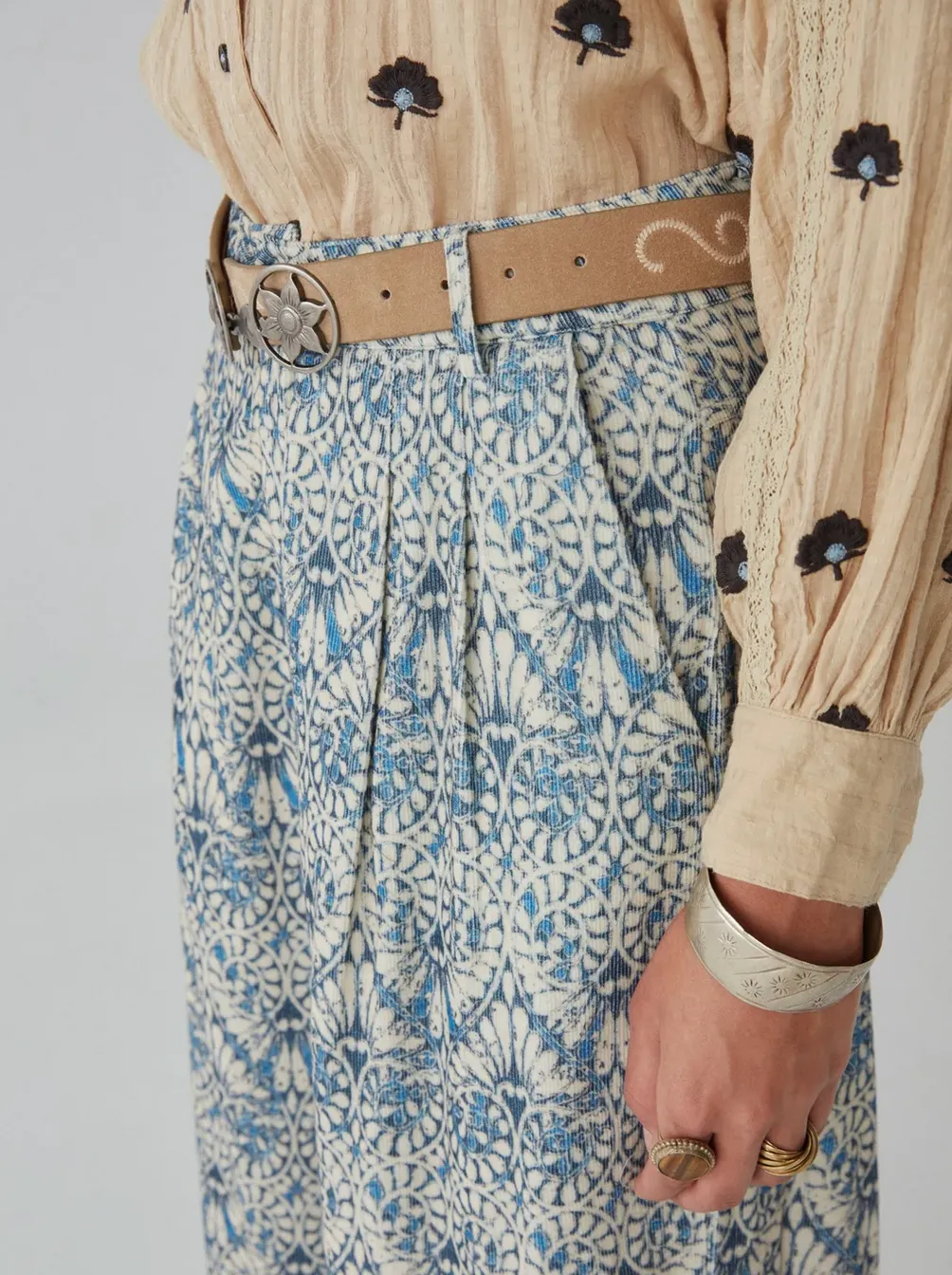 Maison Hotel Pepa Pant- Lapis Lazuli