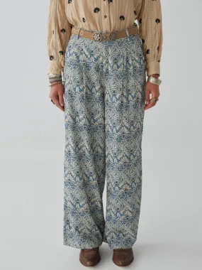 Maison Hotel Pepa Pant- Lapis Lazuli