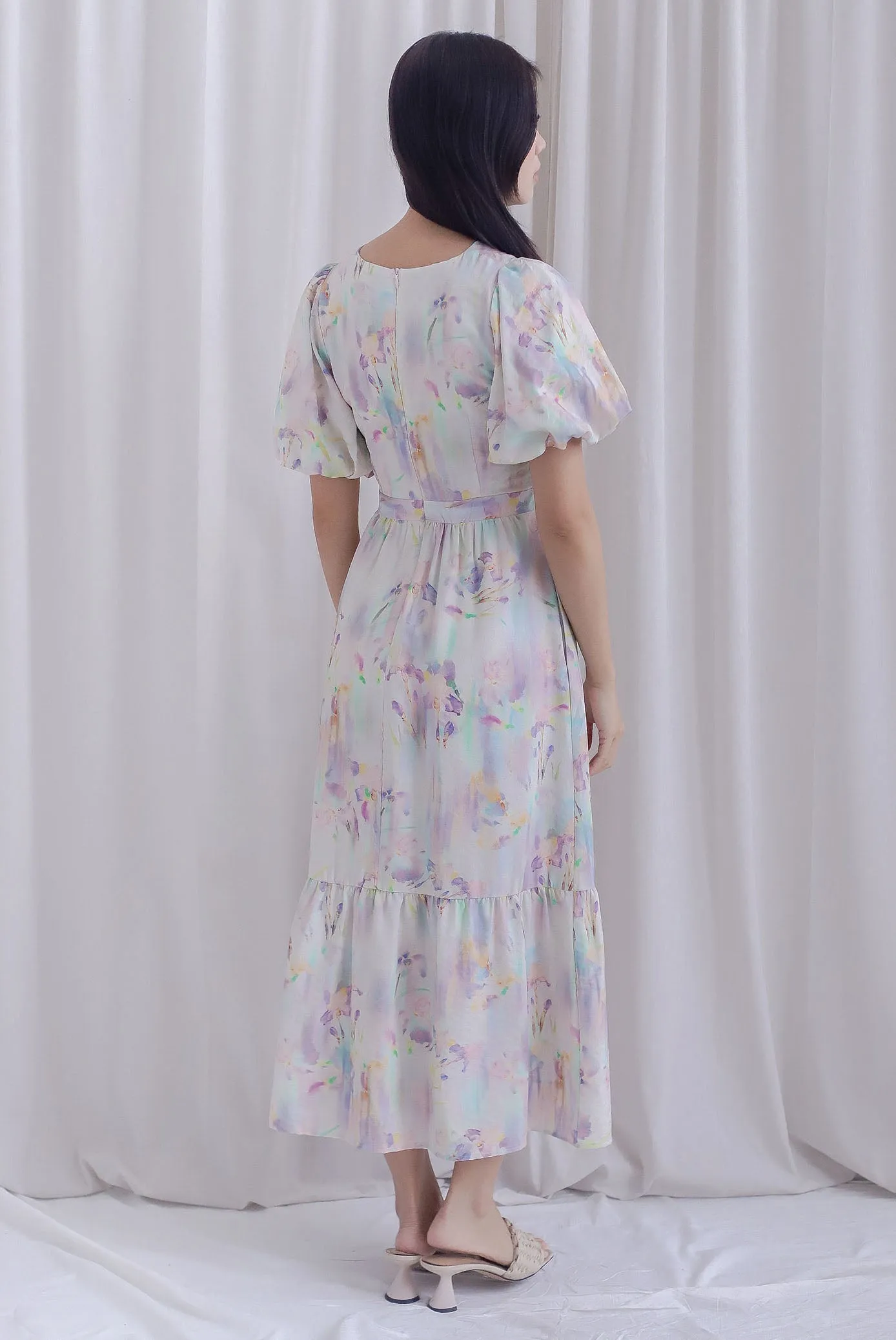 Penrose Twist Knot Cut Out Maxi Dress In Lilac Abstract