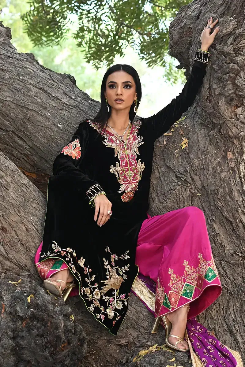 Pinktree - Shikar-e-Husan - Black & Hot Pink - 3 Piece