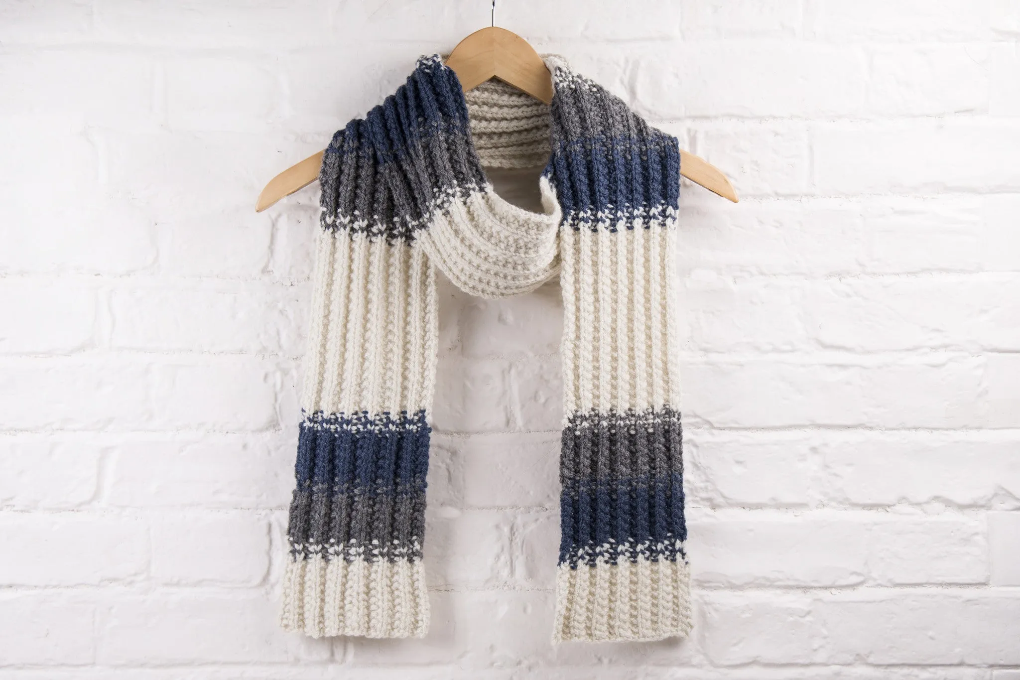 Speckled Mistake Rib Scarf by Vickie Howell for Deramores - Digital Product