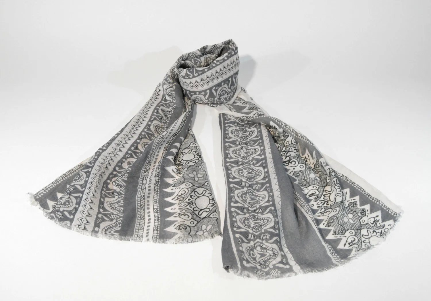 Viscose Scarf Floral Motif-Grey