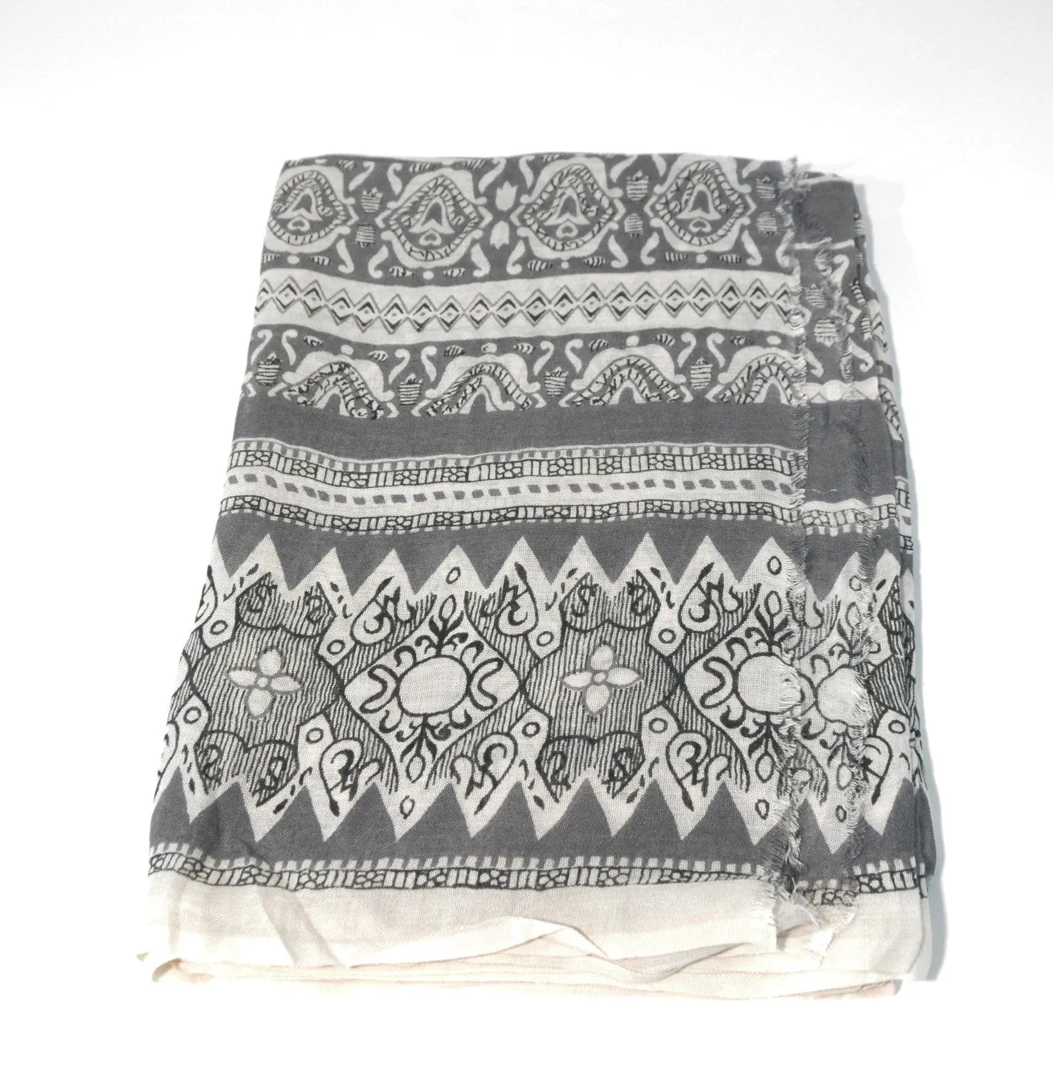 Viscose Scarf Floral Motif-Grey